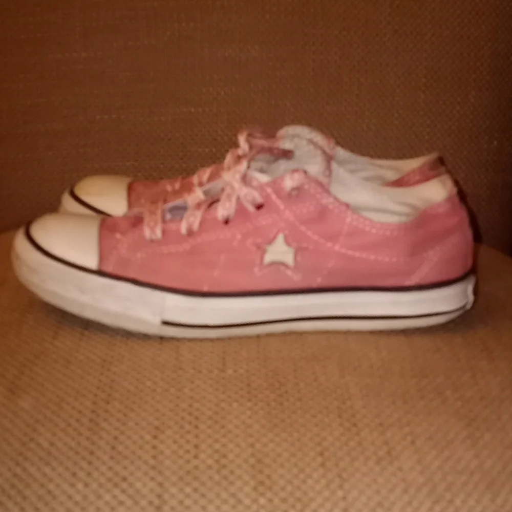 Converse one star